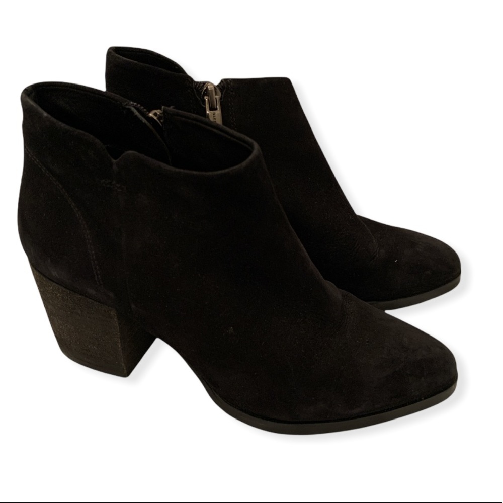 Vince Camuto Malika black suede zip up ankle boots booties shoes size 7.5 - Picture 10 of 10